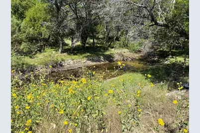 204 Aqua Vista Dr, Kerrville, TX 78028 - Photo 2