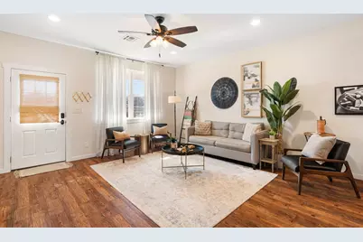 924 Apple St, Fredericksburg, TX 78624 - Photo 8