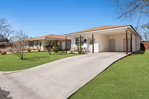 924 Apple St, Fredericksburg, TX 78624 - Photo 22