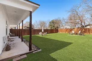 924 Apple St, Fredericksburg, TX 78624 - Photo 24