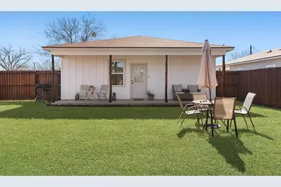 924 S Apple St, Fredericksburg, TX 78624 - Photo 22