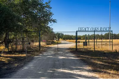 1357 Legacy Oaks Dr, Harper, TX 78631 - Photo 18