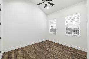 121 Feather Way, Fredericksburg, TX 78624 - Photo 12