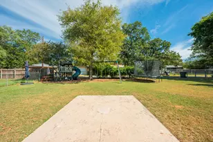 204 Forest Trail Dr, Fredericksburg, TX 78624 - Photo 18