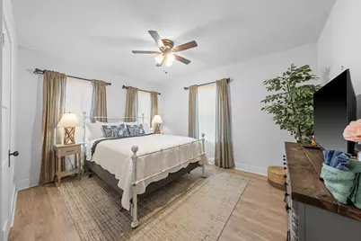 314 W Hackberry St, Fredericksburg, TX 78624 - Photo 14