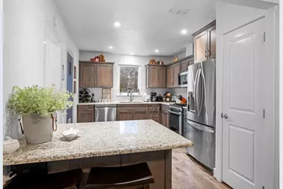 314 W Hackberry St, Fredericksburg, TX 78624 - Photo 10