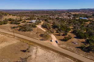 622 Paradise Ranch Rd, Fredericksburg, TX 78624 - Photo 6