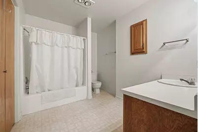 707 Bell St, Fredericksburg, TX 78624 - Photo 10