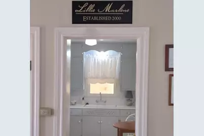 406 N Adams St, Fredericksburg, TX 78624 - Photo 8