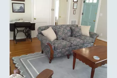 406 N Adams St, Fredericksburg, TX 78624 - Photo 4