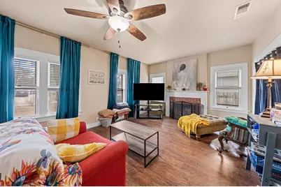 312 Lytle St, Kerrville, TX 78028 - Photo 2