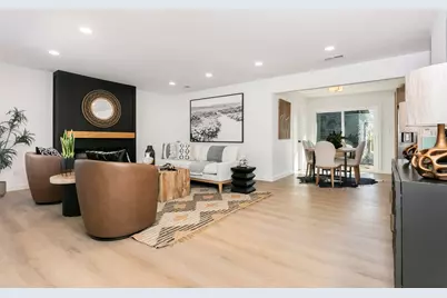 809 N Edison St, Fredericksburg, TX 78624 - Photo 4