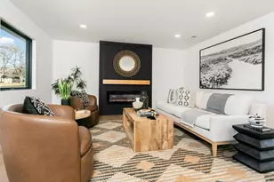 809 N Edison St, Fredericksburg, TX 78624 - Photo 24