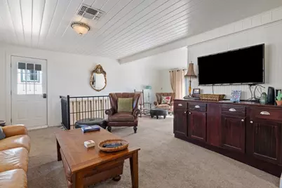 501 N Pine St, Fredericksburg, TX 78624 - Photo 16