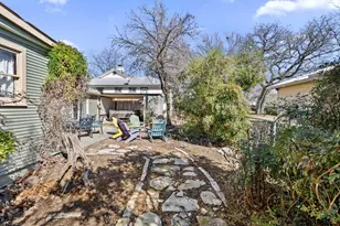 501 N Pine St, Fredericksburg, TX 78624 - Photo 36