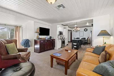 501 N Pine St, Fredericksburg, TX 78624 - Photo 18