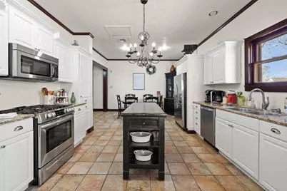 501 N Pine St, Fredericksburg, TX 78624 - Photo 4