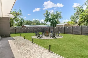 333 W Burbank St, Fredericksburg, TX 78624 - Photo 22