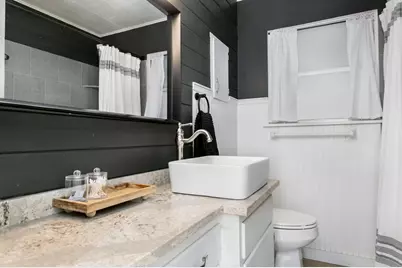 333 W Burbank St, Fredericksburg, TX 78624 - Photo 20