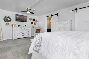 333 W Burbank St, Fredericksburg, TX 78624 - Photo 14