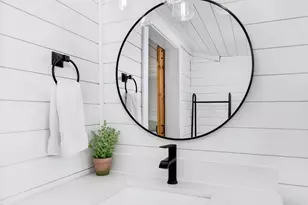 915 Bell St, Fredericksburg, TX 78624 - Photo 26