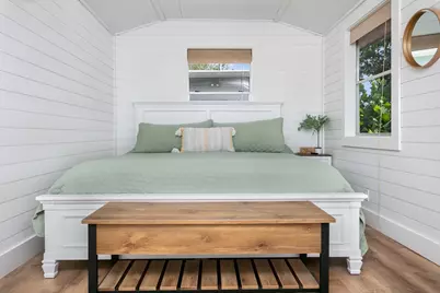 915 Bell St, Fredericksburg, TX 78624 - Photo 24