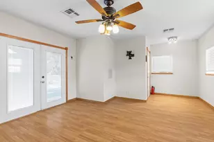 191 Campfire Cir, Fredericksburg, TX 78624 - Photo 32