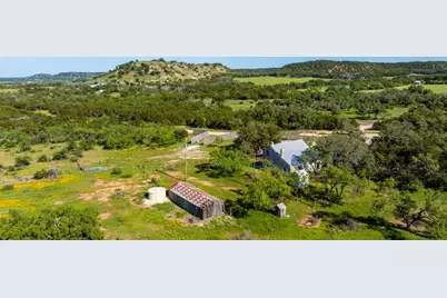 3610 Welgehausen Rd, Fredericksburg, TX 78624 - Photo 2