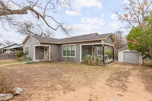 403 E Schubert St, Fredericksburg, TX 78624 - Photo 34