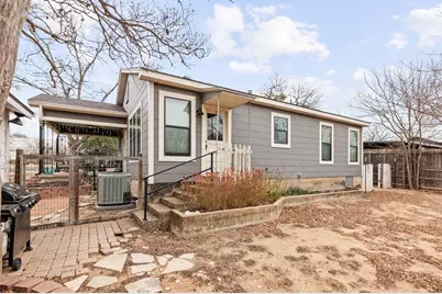 403 E Schubert St, Fredericksburg, TX 78624 - Photo 26