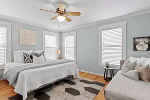 403 E Schubert St, Fredericksburg, TX 78624 - Photo 6