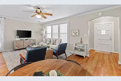 403 E Schubert St, Fredericksburg, TX 78624 - Photo 12