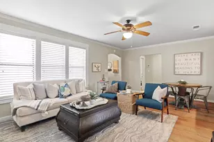 403 E Schubert St, Fredericksburg, TX 78624 - Photo 10