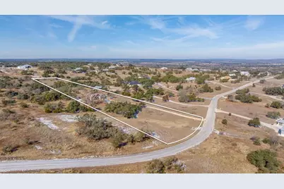 1783 Axis Circle, Fredericksburg, TX 78624 - Photo 4