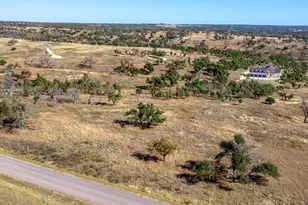 826 Sutton Dr, Fredericksburg, TX 78624 - Photo 1