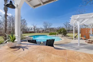 908 N Crockett St, Fredericksburg, TX 78624 - Photo 40