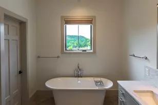 176 Putting Park Dr, Fredericksburg, TX 78624 - Photo 12