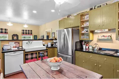 211 W Riverside Dr, Llano, TX 78643 - Photo 38