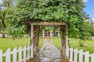 211 W Riverside Dr, Llano, TX 78643 - Photo 58