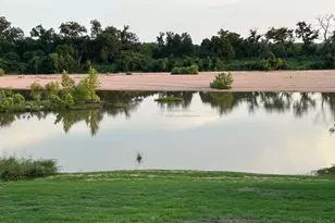 211 W Riverside Dr, Llano, TX 78643 - Photo 14