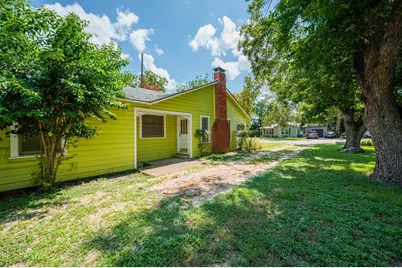 618 Lois St, Kerrville, TX 78028 - Photo 20