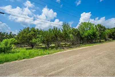 189 Catalina Court, Kerrville, TX 78028 - Photo 4