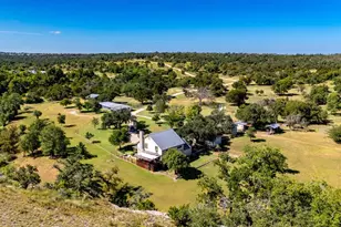 1763 Nixon Creek Rd, Fredericksburg, TX 78624 - Photo 4