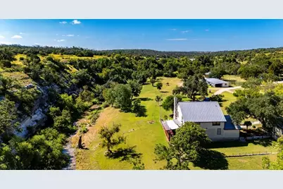 1763 Nixon Creek Rd, Fredericksburg, TX 78624 - Photo 2