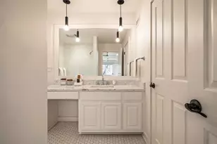 205 E Centre St, Fredericksburg, TX 78624 - Photo 36