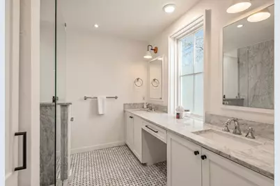 205 E Centre St, Fredericksburg, TX 78624 - Photo 28