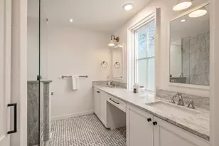 205 E Centre St, Fredericksburg, TX 78624 - Photo 28