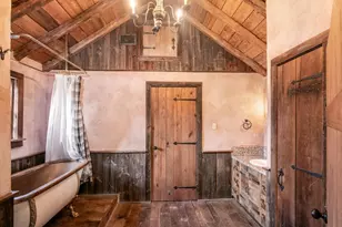 401 Clear Creek Rd, Fredericksburg, TX 78624 - Photo 28