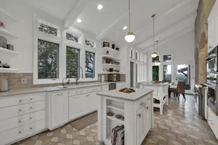 2975 Bear Creek Rd, Fredericksburg, TX 78624 - Photo 16