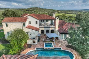 2975 Bear Creek Rd, Fredericksburg, TX 78624 - Photo 2